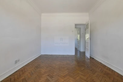 Apartamento T2 para Venda em Alvalade