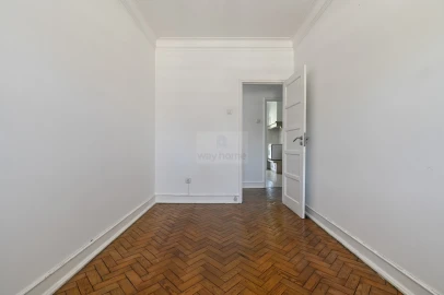 Apartamento T2 para Venda em Alvalade