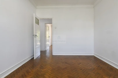 Apartamento T2 para Venda em Alvalade