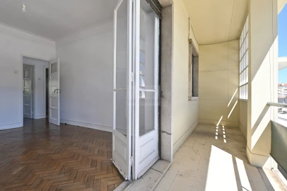 Apartamento T2 para Venda em Alvalade