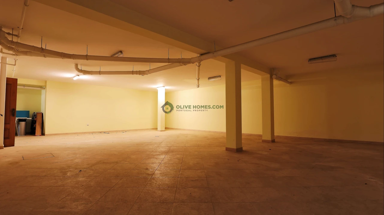 Moradia T4 para Venda em Quarteira Foto 48