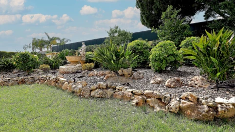 Moradia T4 para Venda em Quarteira