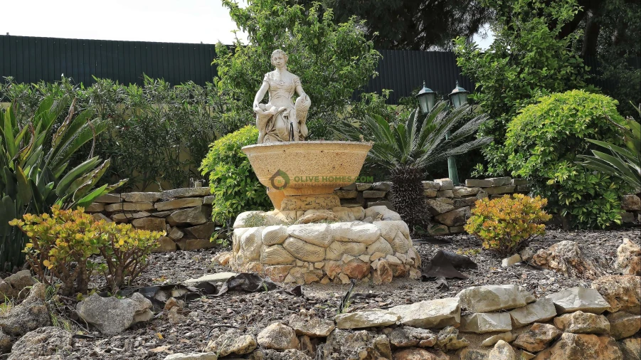 Moradia T4 para Venda em Quarteira Foto 60