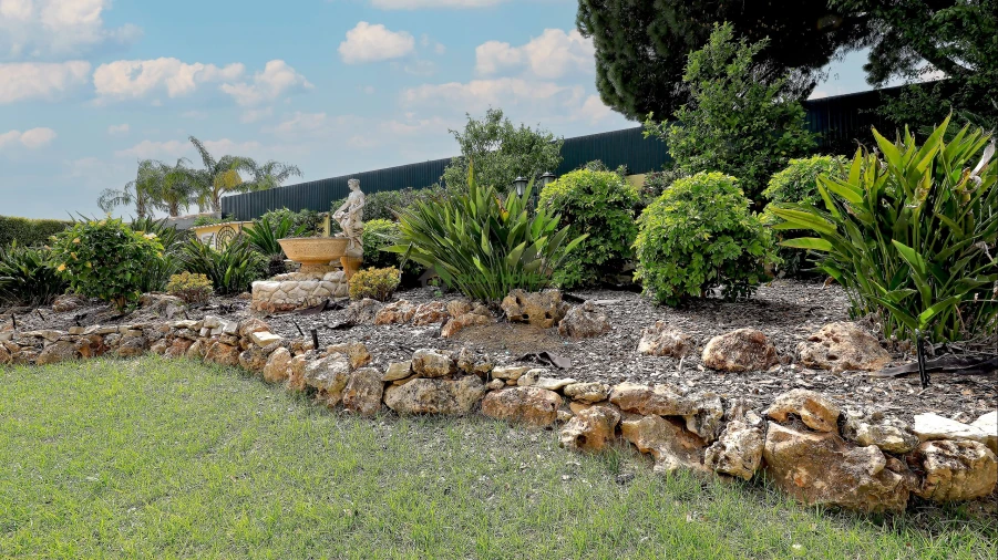 Moradia T4 para Venda em Quarteira Foto 59