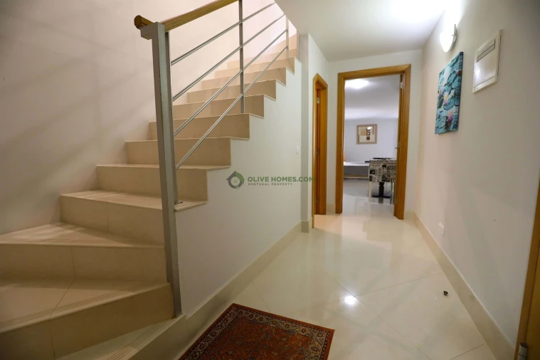 Moradia T4 para Venda em Quarteira Foto 45