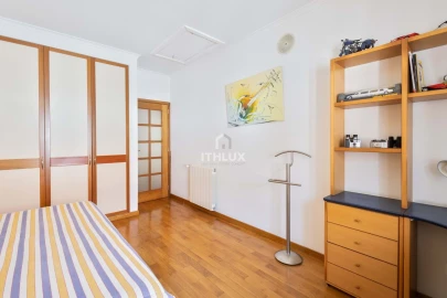 Moradia T3 para Venda em Campolide