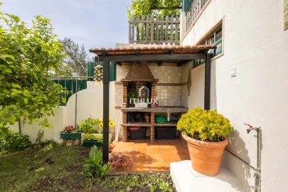 Moradia T3 para Venda em Campolide