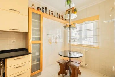 Moradia T3 para Venda em Campolide