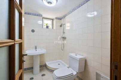 Moradia T3 para Venda em Campolide