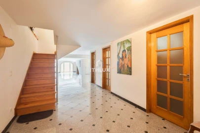 Moradia T3 para Venda em Campolide