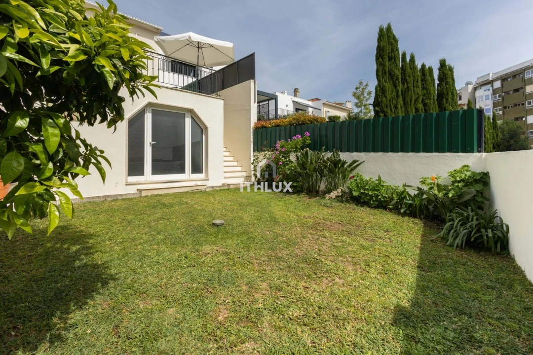 Moradia T3 para Venda em Campolide Foto 43