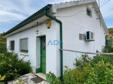 Moradia T2 para Venda em Santo Andre das Tojeiras