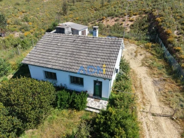 Moradia T2 para Venda em Santo Andre das Tojeiras