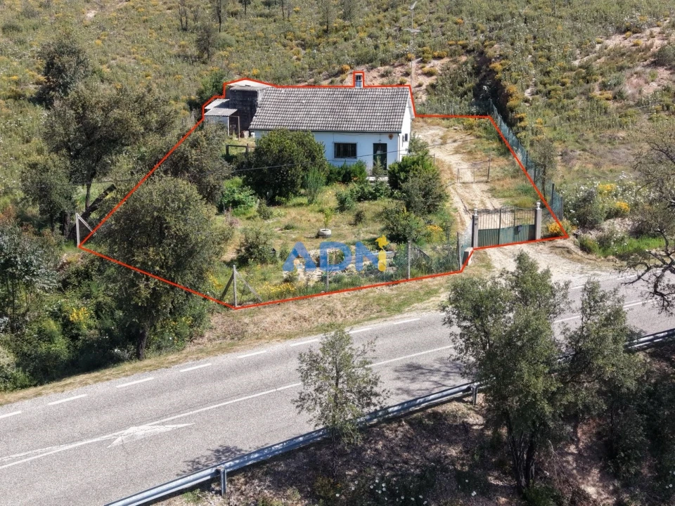 Moradia T2 para Venda em Santo Andre das Tojeiras Foto 1