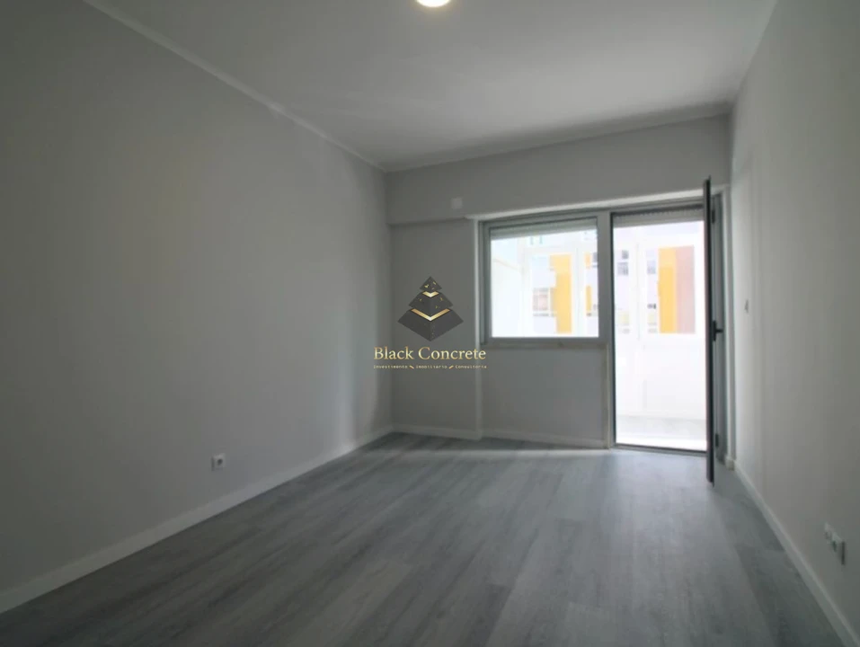 Apartamento T3 para Venda em Oeiras e São Julião da Barra, Paço de Arcos e Caxias Foto 5