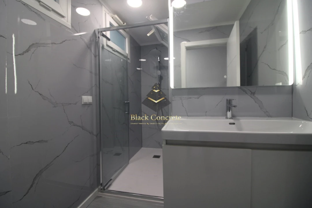 Apartamento T3 para Venda em Oeiras e São Julião da Barra, Paço de Arcos e Caxias Foto 7