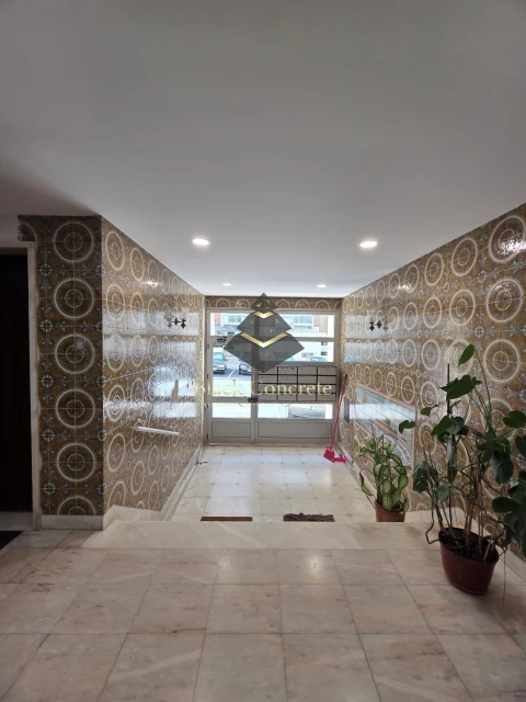 Apartamento T2 para Venda em Oeiras e São Julião da Barra, Paço de Arcos e Caxias