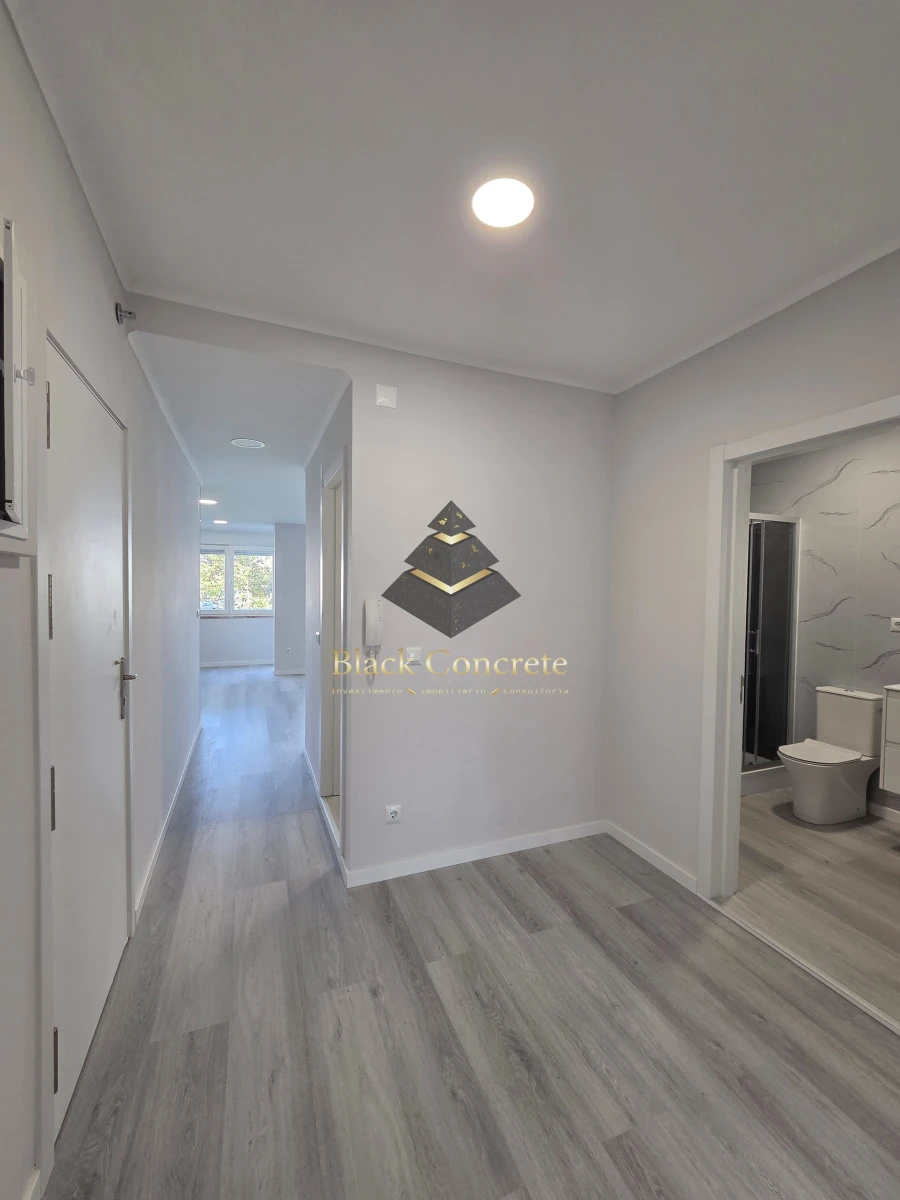 Apartamento T2 para Venda em Oeiras e São Julião da Barra, Paço de Arcos e Caxias Foto 8