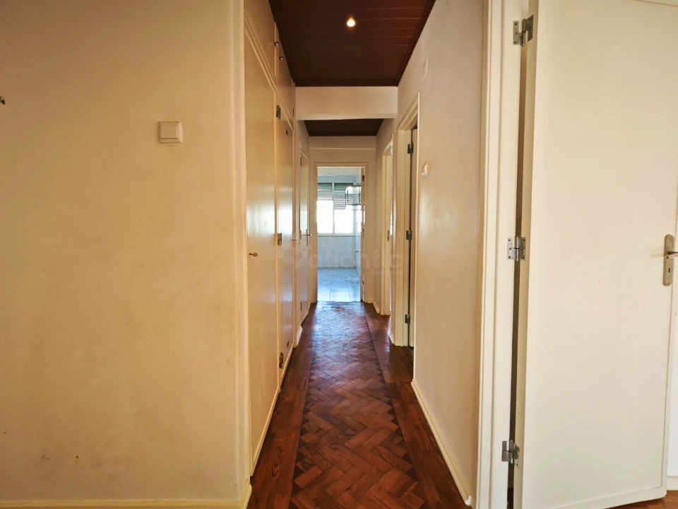 Apartamento T3 para Venda em Venteira Foto 20