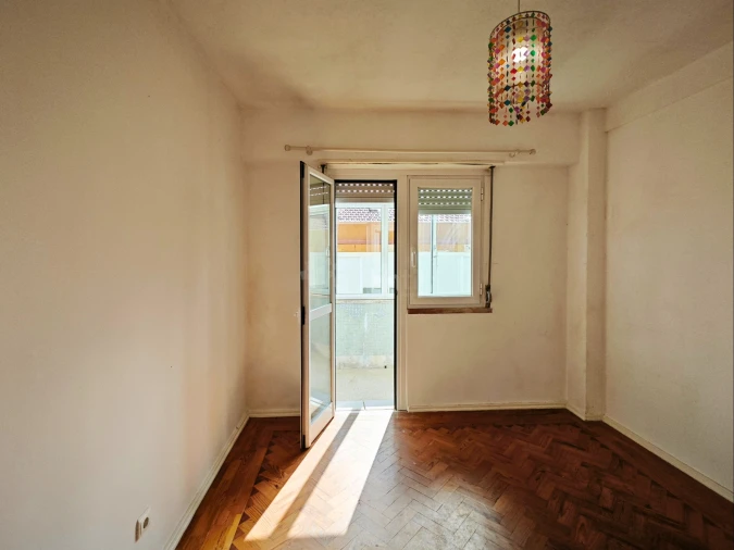 Apartamento T3 para Venda em Venteira Foto 15
