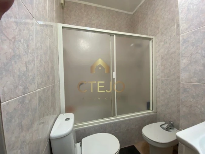 Apartamento T1 para Venda em Póvoa de Santa Iria e Forte da Casa Foto 3