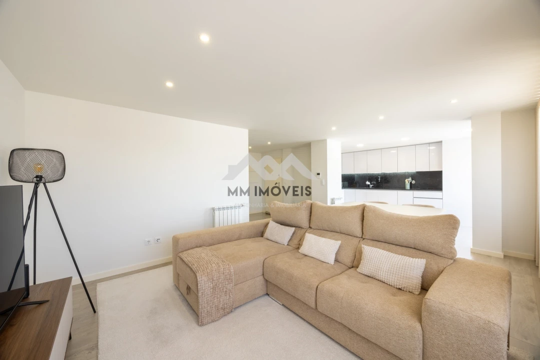 Apartamento T3 para Venda em Mozelos Foto 18