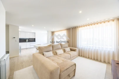 Apartamento T3 para Venda em Mozelos