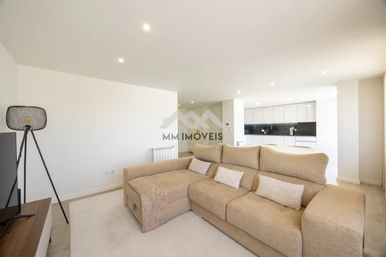 Apartamento T3 para Venda em Mozelos Foto 18