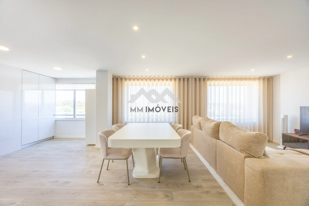 Apartamento T3 para Venda em Mozelos Foto 2