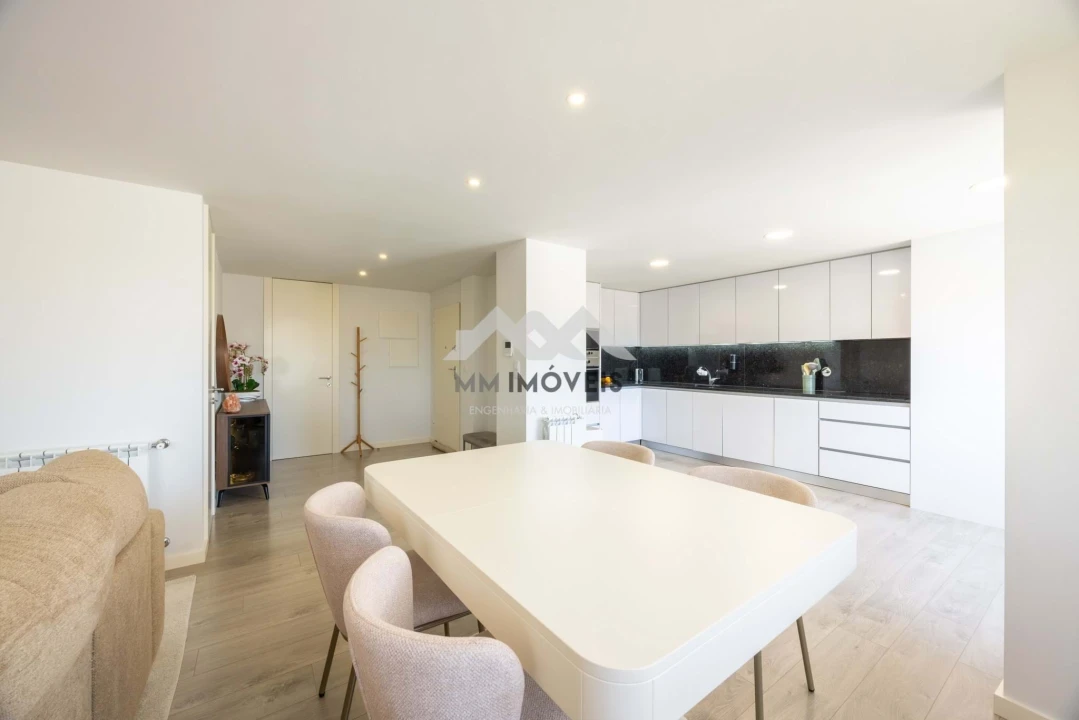 Apartamento T3 para Venda em Mozelos Foto 19