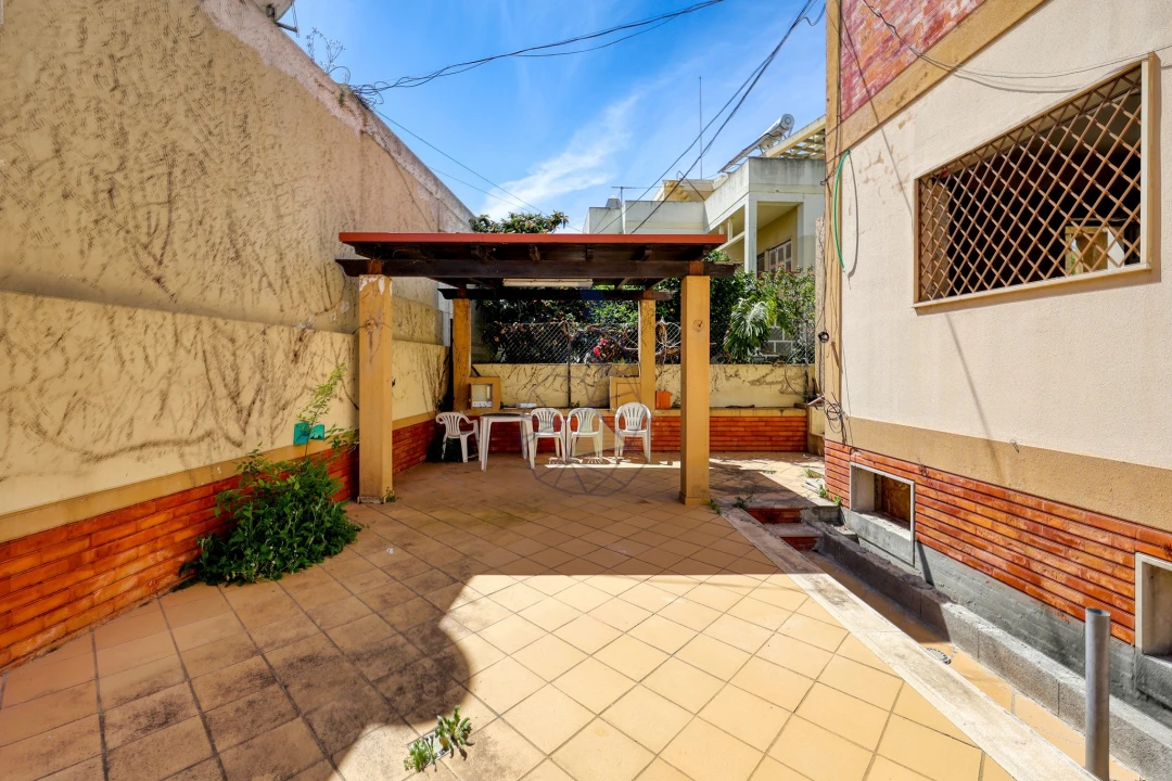 Moradia T8 para Venda em Portimão Foto 15