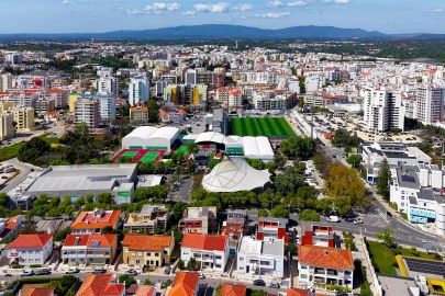 Moradia T8 para Venda em Portimão