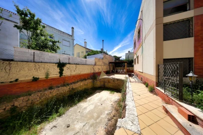 Moradia T8 para Venda em Portimão