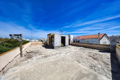 Moradia T8 para Venda em Portimão