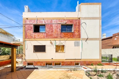 Moradia T8 para Venda em Portimão