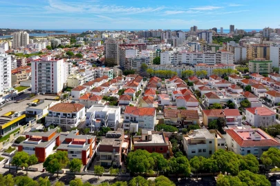 Moradia T8 para Venda em Portimão