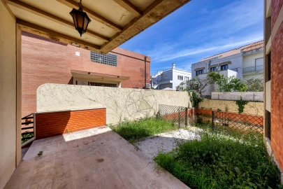 Moradia T8 para Venda em Portimão