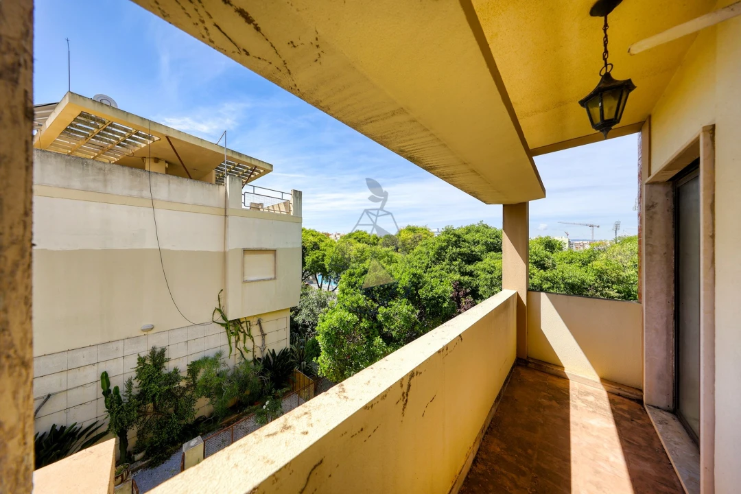 Moradia T8 para Venda em Portimão Foto 35