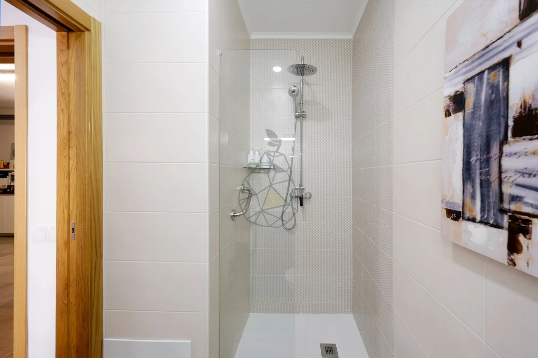 Moradia T4 para Venda em Mexilhoeira Grande Foto 30