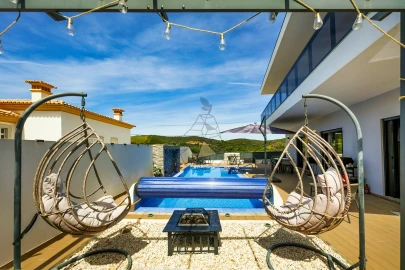 Moradia T4 para Venda em Mexilhoeira Grande