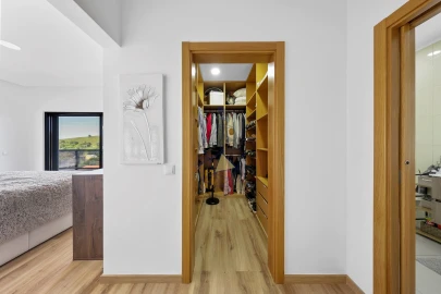 Moradia T4 para Venda em Mexilhoeira Grande