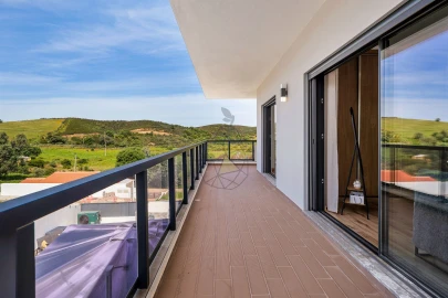 Moradia T4 para Venda em Mexilhoeira Grande