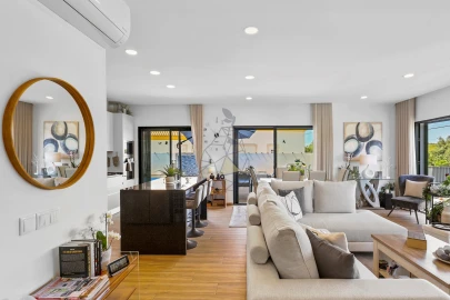 Moradia T4 para Venda em Mexilhoeira Grande