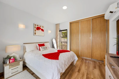 Moradia T4 para Venda em Mexilhoeira Grande