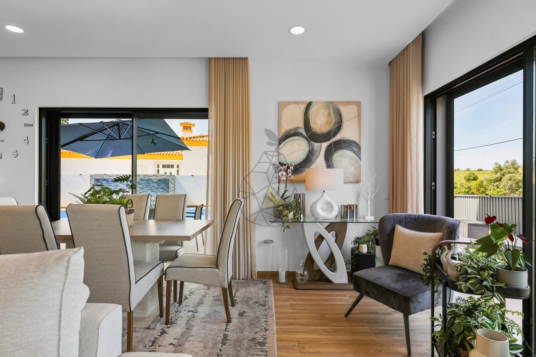 Moradia T4 para Venda em Mexilhoeira Grande Foto 8