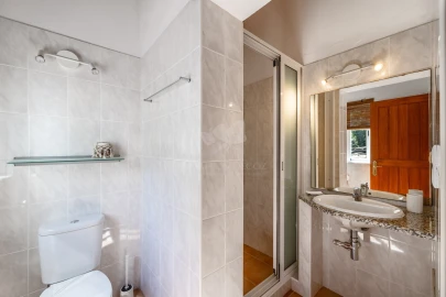 Moradia T5 para Venda em Olhão