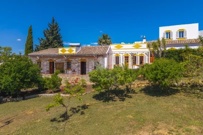 Moradia T5 para Venda em Olhão