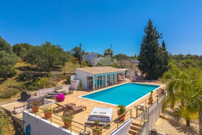 Moradia T5 para Venda em Olhão