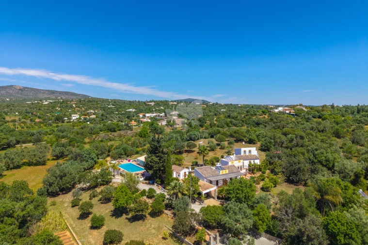 Moradia T5 para Venda em Olhão Foto 3