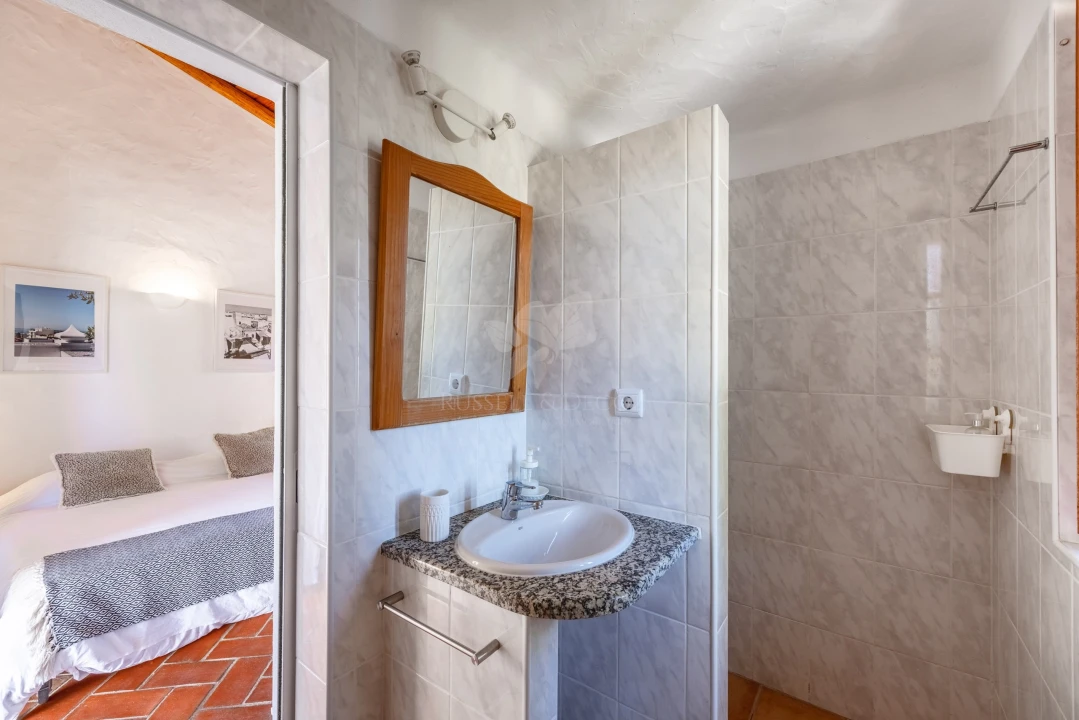 Moradia T5 para Venda em Olhão Foto 8